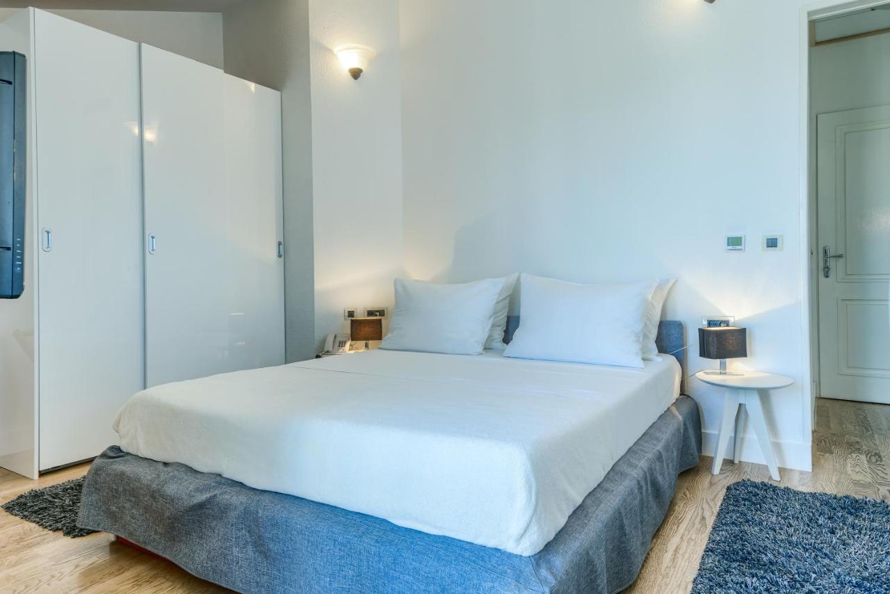 Hotel Riva Kastela With Swimming Pool Екстериор снимка
